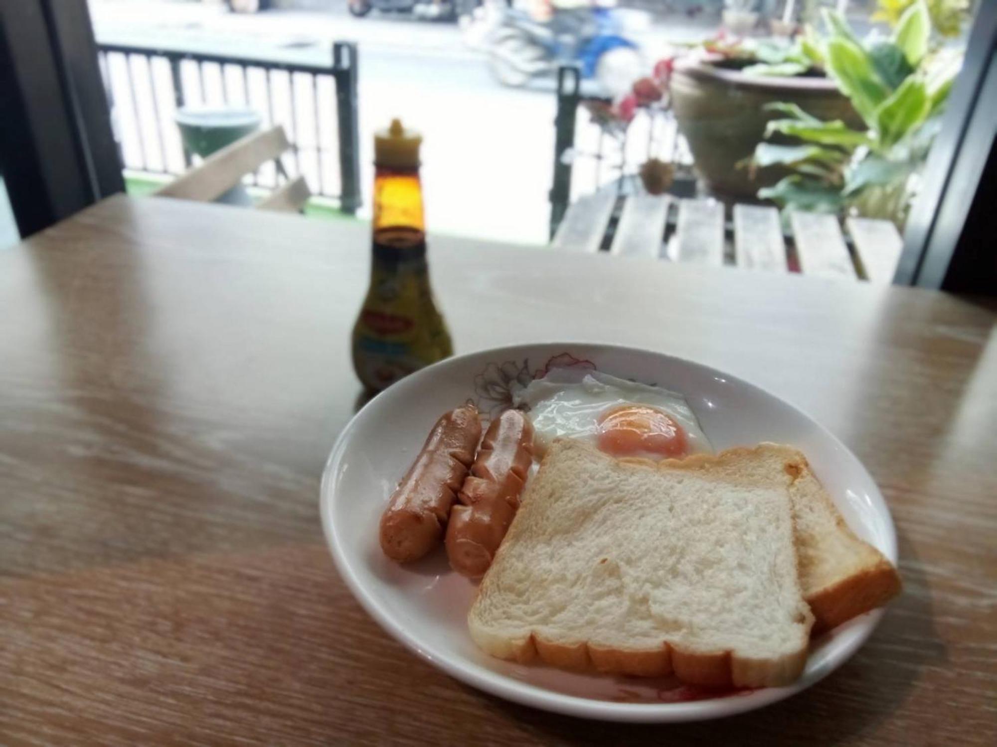 Yowgothai Hostel Bangkok Buitenkant foto