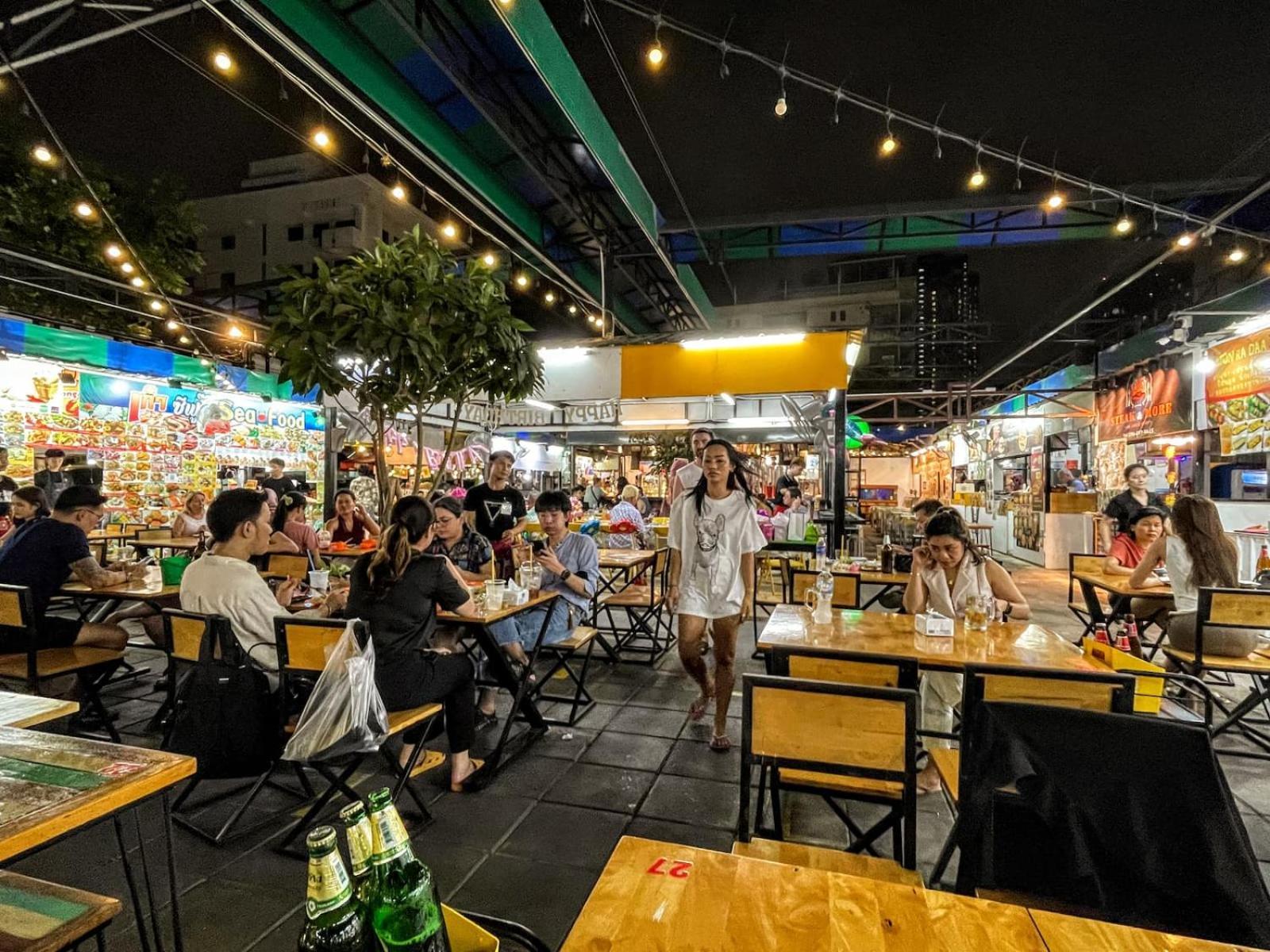 Yowgothai Hostel Bangkok Buitenkant foto